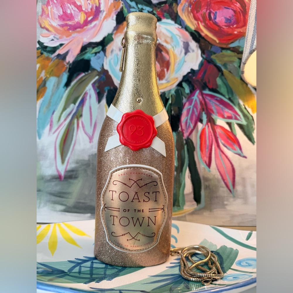 Rare Kate spade Novelty Toast Of The Town Champaign Bottle bag Authentic